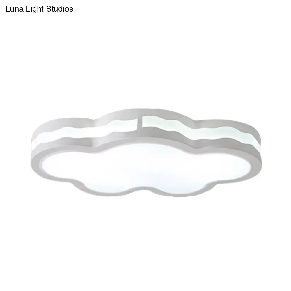 26"/22.5" Cloud Flush Mount LED Bedroom Ceiling Lamp in White with Acrylic Shade