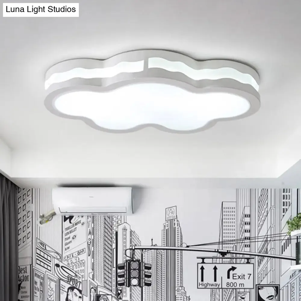 26"/22.5" Cloud Flush Mount LED Bedroom Ceiling Lamp in White with Acrylic Shade