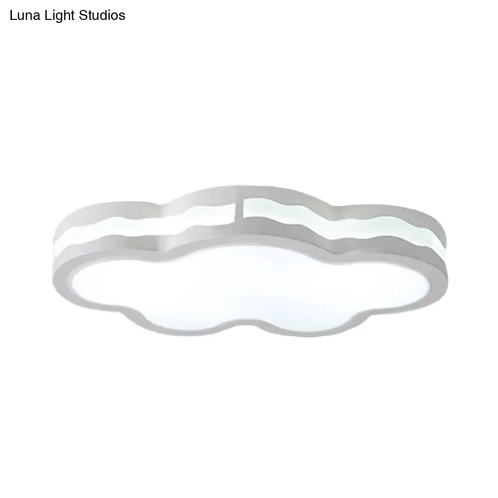 26"/22.5" Cloud Flush Mount LED Bedroom Ceiling Lamp in White with Acrylic Shade