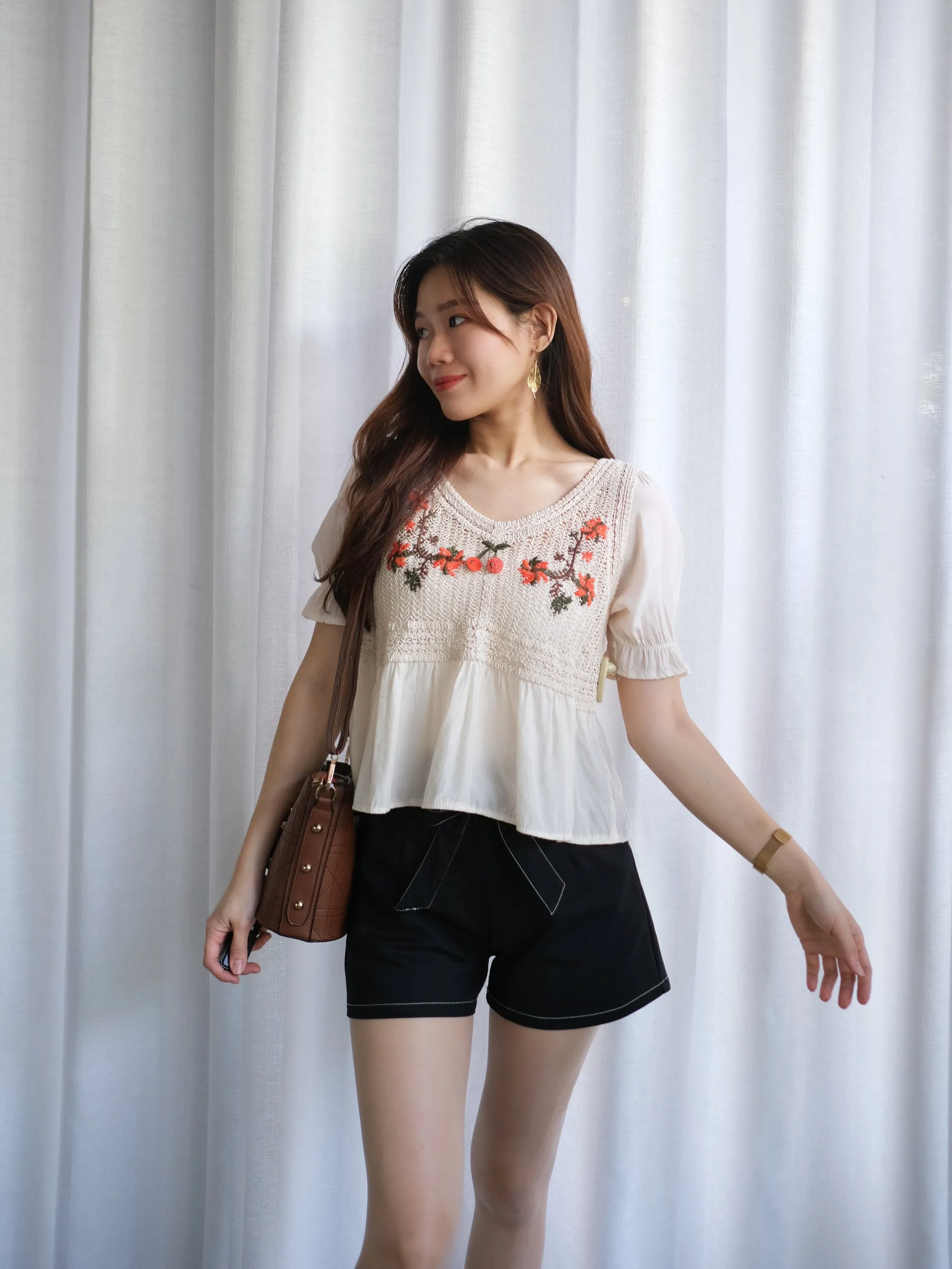 ACEWIN Puff Sleeve Floral Embroidery Crochet Top (Free Size) 110264
