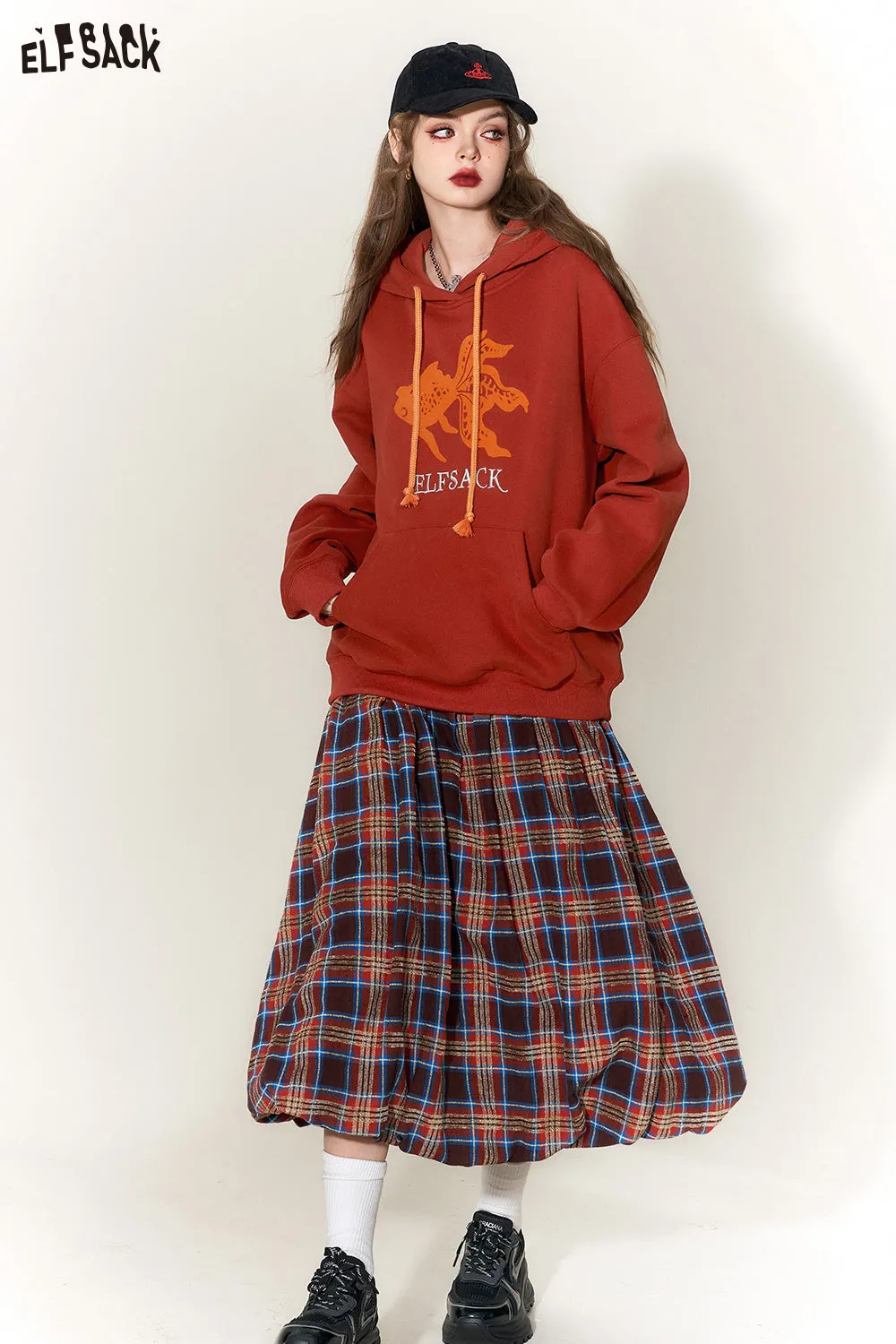 ELFSACK Graphic Goldfish Hoodies Women 2023 Winter New Chinese Style Plus Size Tops