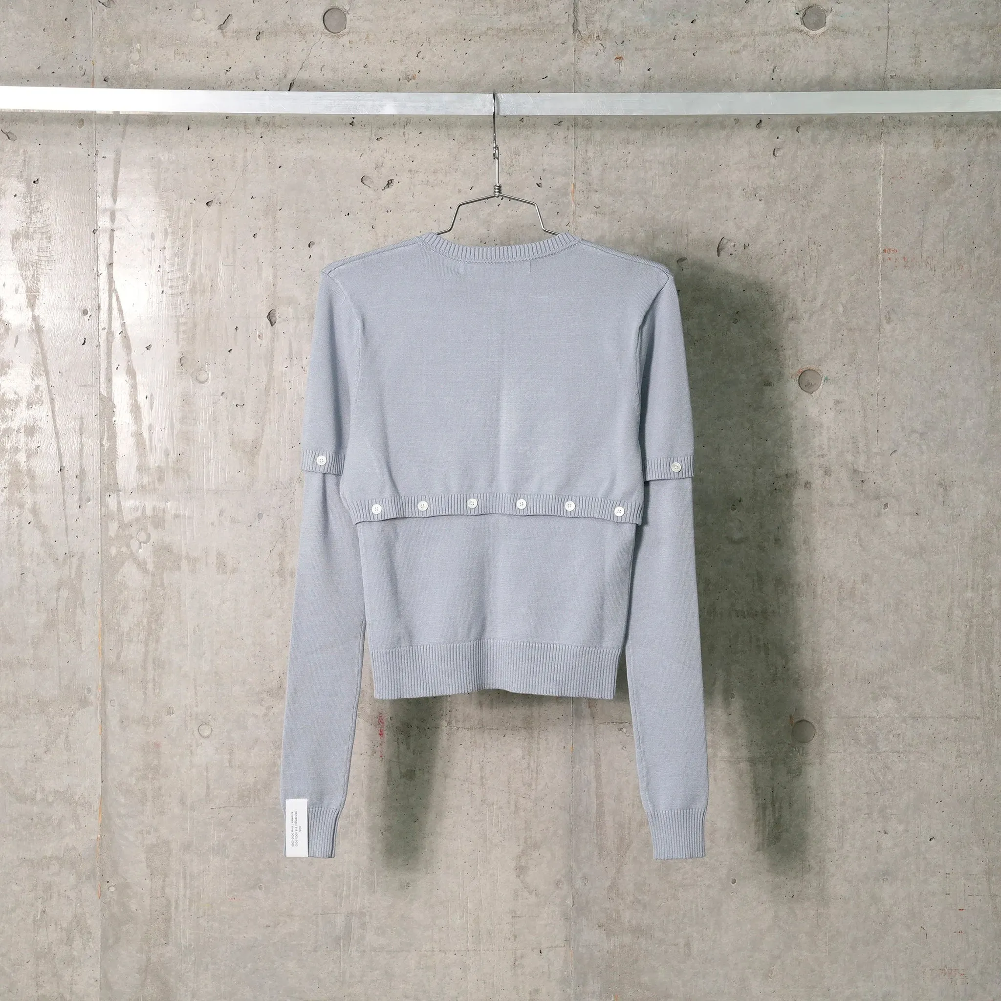 MULTI BUTTON LAYER EFFECT CARDIGAN / SMOKE BLUE