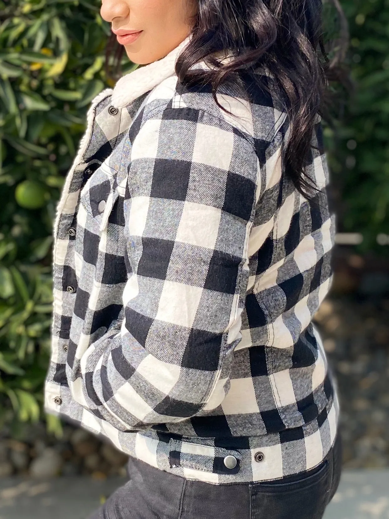 "Tahoe Cabin Fever" Outdoor Plaid Print Winter Jacket (black)
