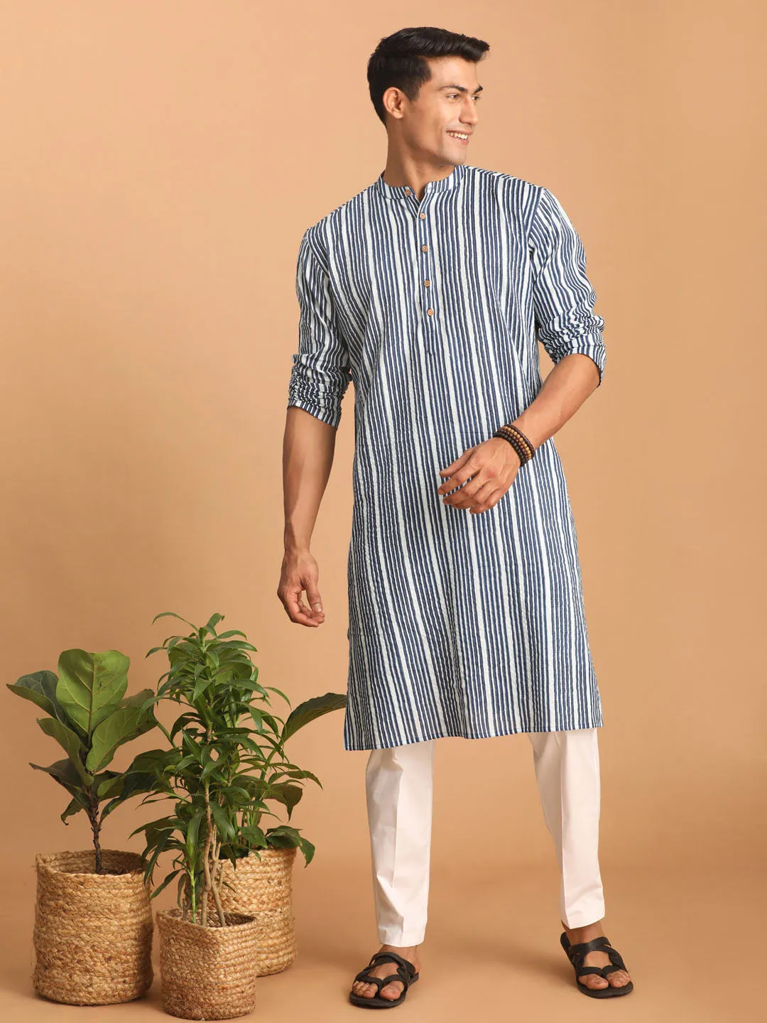 VASTRAMAY White & Blue Striped Kurta Set