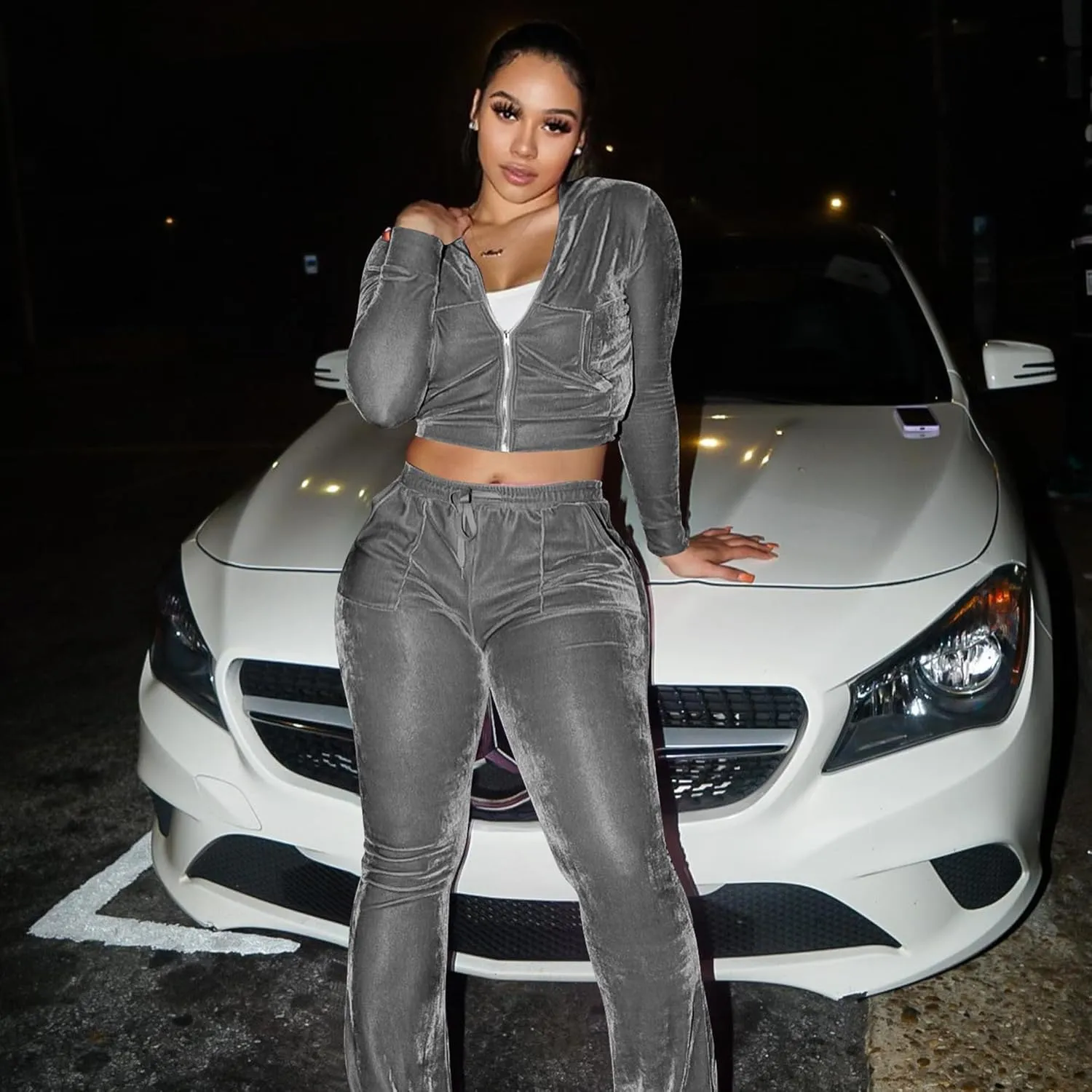 Womens 2 Piece Velour Tracksuit Two Piece Outfits for Women, Long Sleeve Crop Tops Flared Pants Jogging Sets