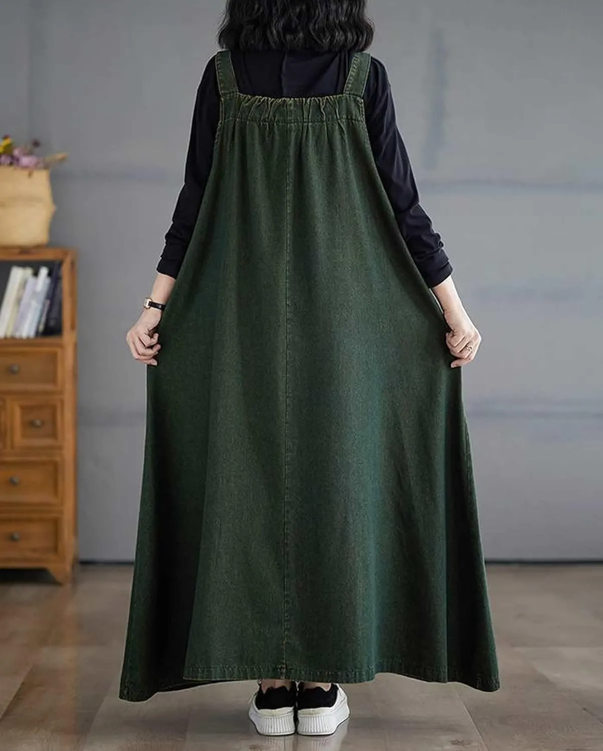 Women's Denim Pullover Casual Loose Sleeveless Adjustable Strap Denim Dress with Pockets and Wide Hem