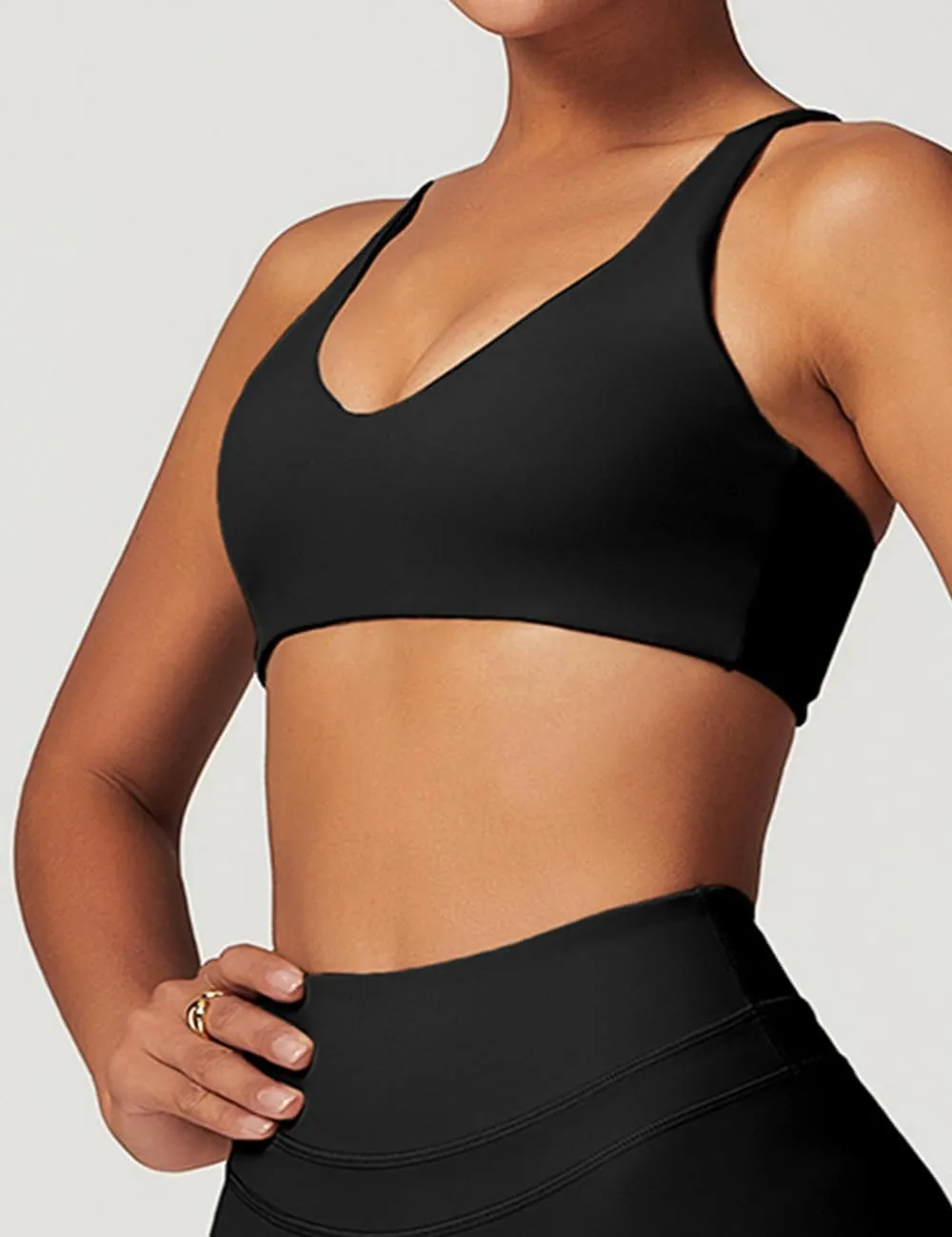 Womens Sexy V Neck Sports Padded Bra Criss Cross Back Adjustable Straps Workout Fitness Basic Tops Wireless Camisole